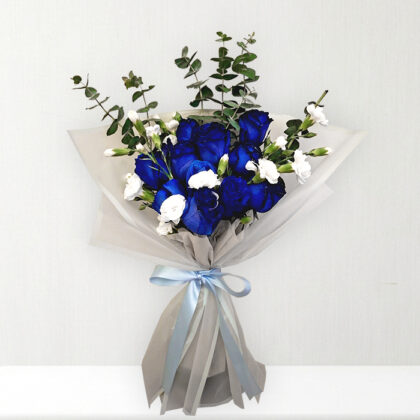 RAMO ROSAS AZULES