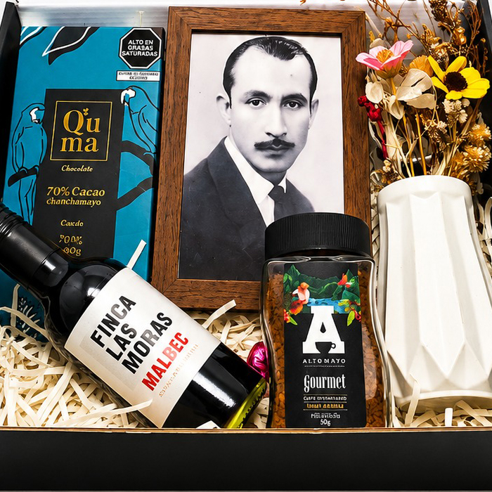 BOX DE REGALO PARA PAPÁ - VINO CAFÉ CHOCOLATE Y MÁS - Image 2