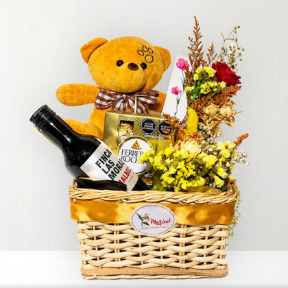 CANASTA DE REGALO PREMIUM - OSO CHOCOLATE VINO FLORES Y MÁS